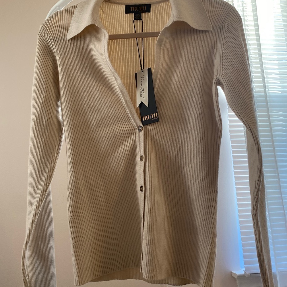 Truth by Republic Cream Ribbed Collared Sweater Size S NWT - Picture 14 of 15